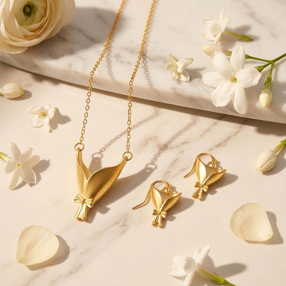 Real Flower Keepsake Necklace – Hold Your Memories In Bloom