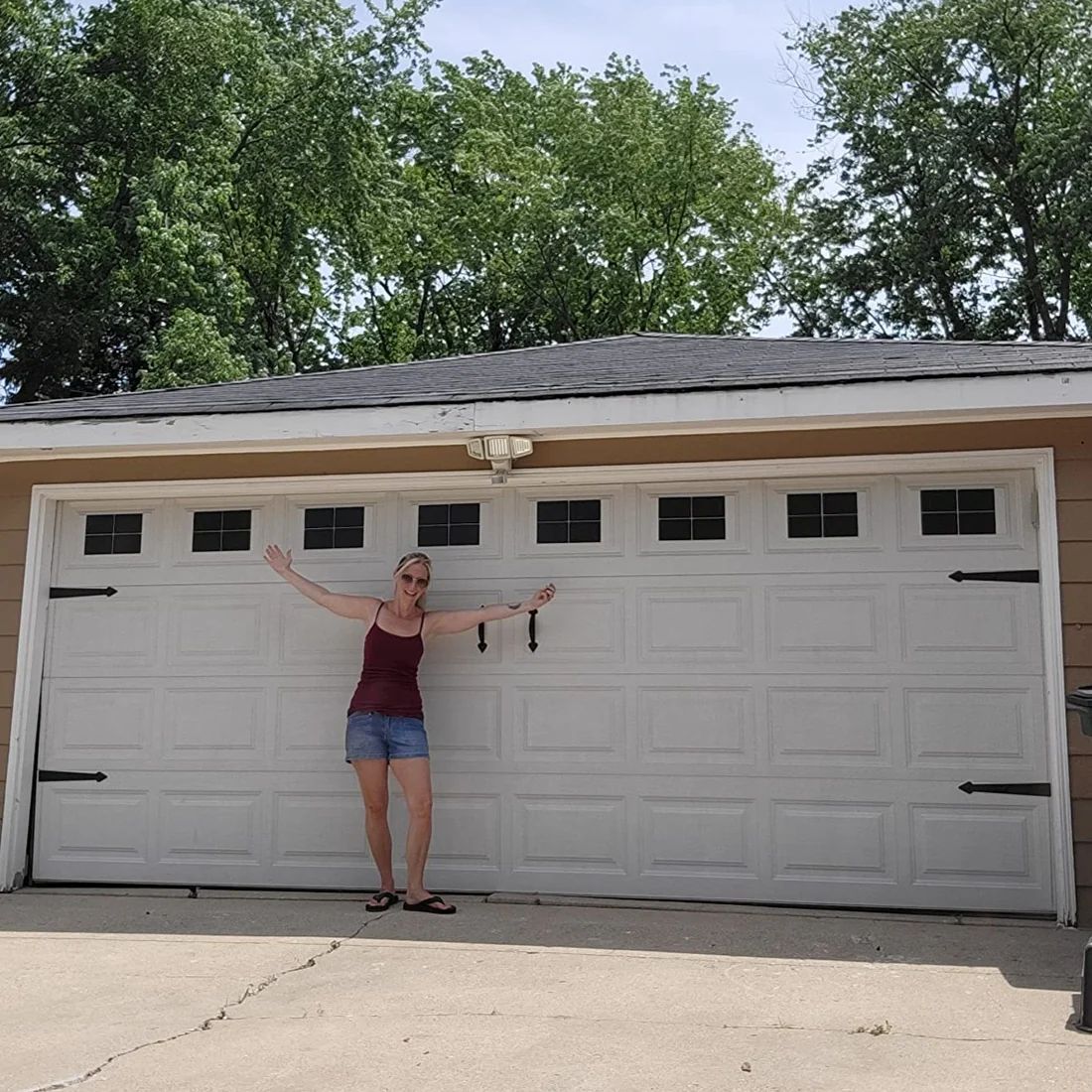 Prestige Complete Garage Accent Kit – Hinges, Handles & Windows (22-PCS)