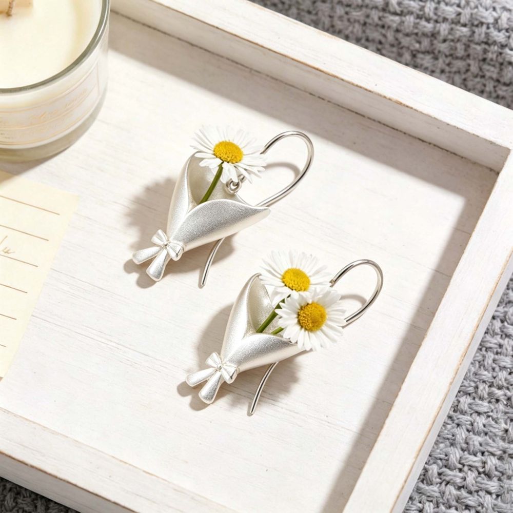 Real Flower Keepsake Necklace – Hold Your Memories In Bloom
