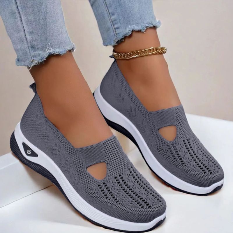 Summer Breathable Non-Slip Soft Sole Elderly Shoes, Women's Casual Orthopedic Walking Flats for Middle-Aged and Seniors