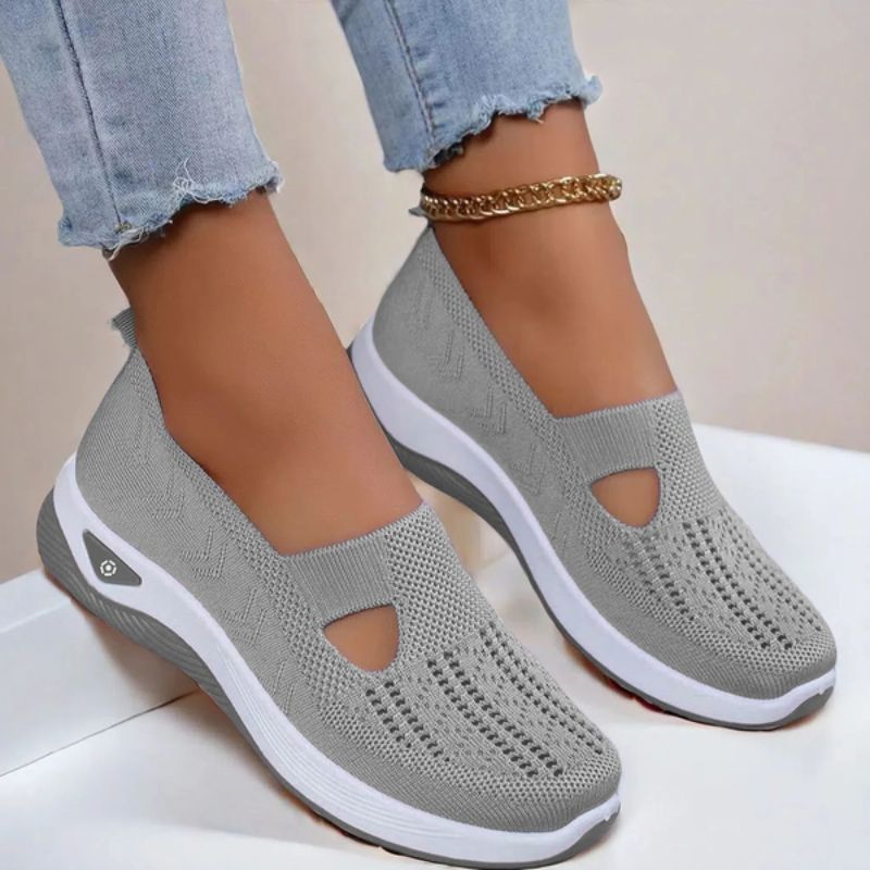 Summer Breathable Non-Slip Soft Sole Elderly Shoes, Women's Casual Orthopedic Walking Flats for Middle-Aged and Seniors