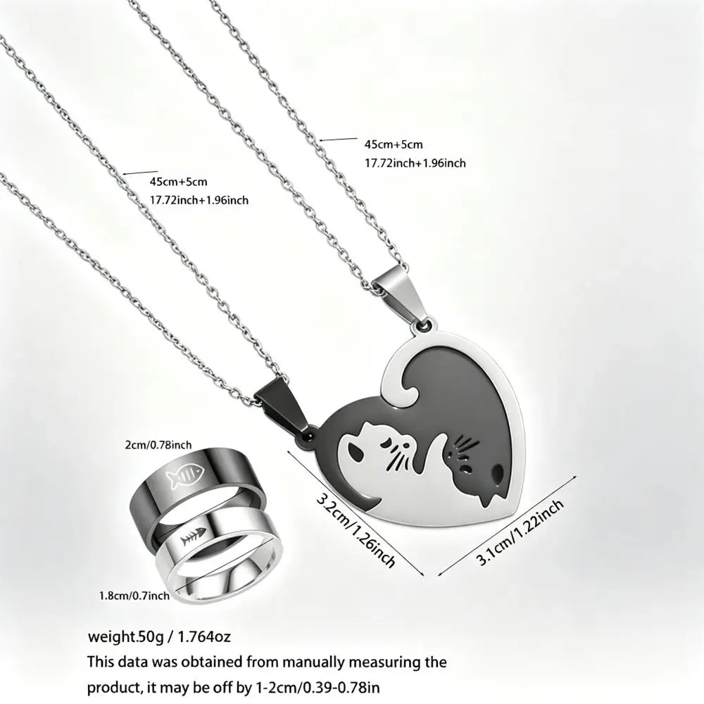Silver couple necklace set with a heart-shaped pendant showing a cat and dog silhouette, accompanied by two matching ring pendants, with product dimensions and weight annotated on a white background.