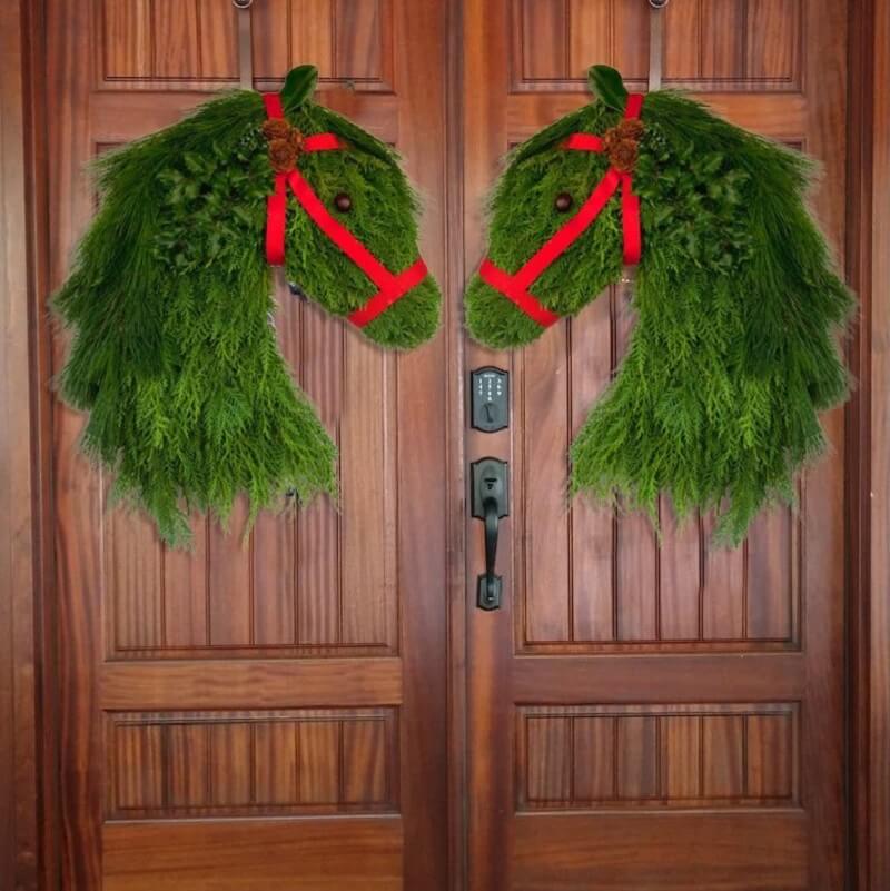 Winter Wreath-Farmhouse Double Horse Head Christmas Wreath (Christmas Sale!)